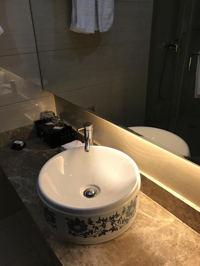 Huayu Paradise International Hotel Lhasa Luaran gambar